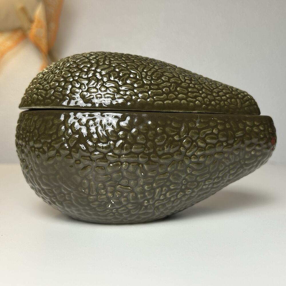 Vintage Avocado Shaped Ceramic Covered Dish For Guacamole Green Kitchen Deco
